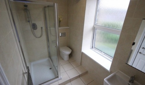 Shower Room with WC at 62 Barber Road